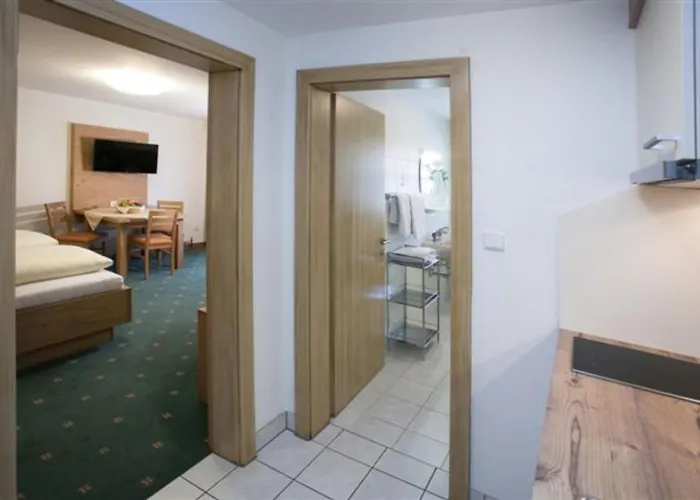 Busslehner Apartments *